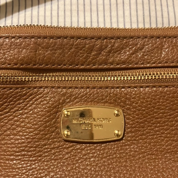 Bundle - Picture 6 of 6